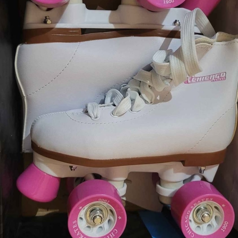 Chicago Skates White and Pink Roller Skates